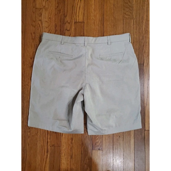 Grand Slam Shorts Mens Sz 40 Tan Beige Chino Flat Front Outdoor Performance Golf - Picture 3 of 4